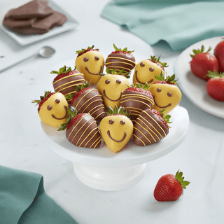 Strawberry Smiles Chocolate Strawberries - Chamberlains Chocolate Factory & Cafe